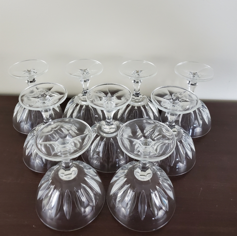 Vintage Italian Cut Crystal Champagne/Sherbert Glasses ~ Set of 9 - Picture 5 of 9